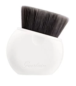 Cheap 🧨 Guerlain L’Essentiel Retractable Foundation Brush Foundation Brushes ✔️
